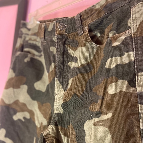 American Eagle Corduroy Camouflage Super Stretch Pants Women’s Size Regular 8 - Picture 4 of 4